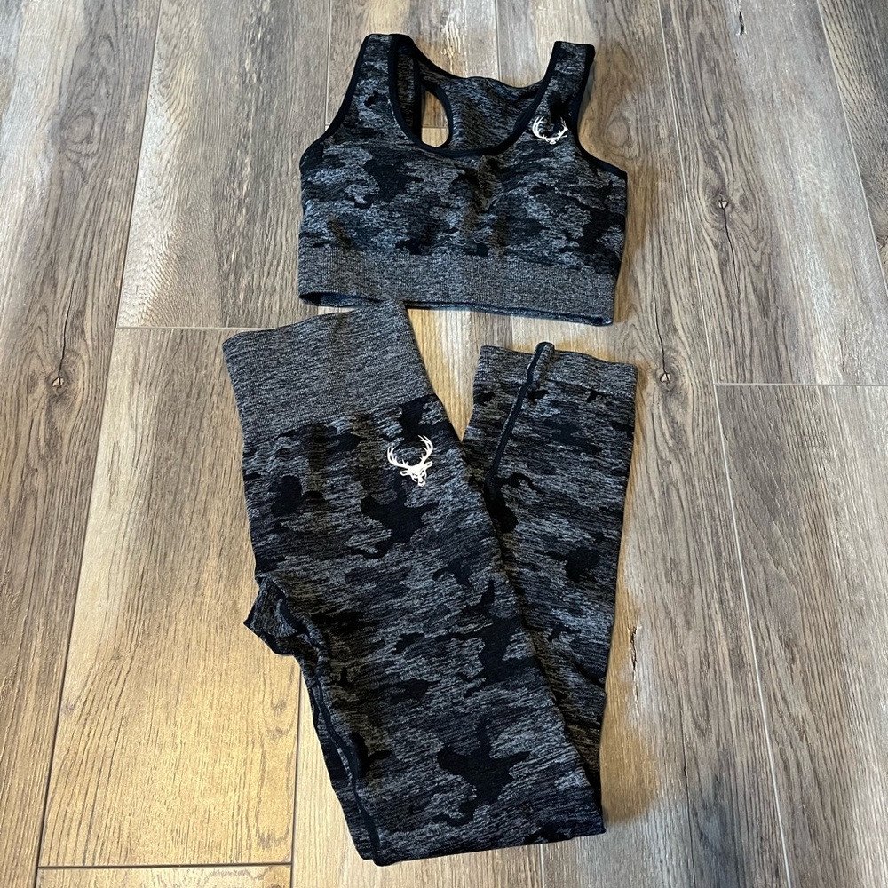 Bucked Up Workout Set